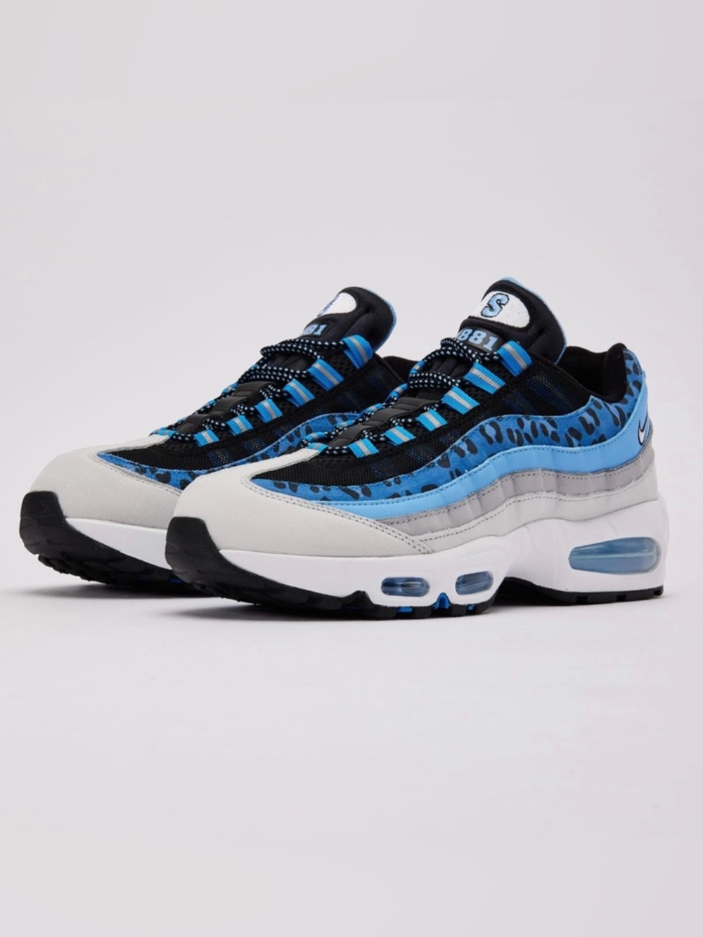 Nike Air Max Spelman YardRunners Size 7.5 Women